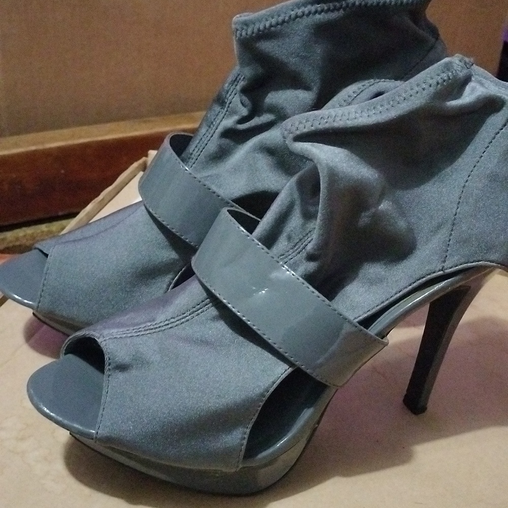 Grey boot heels